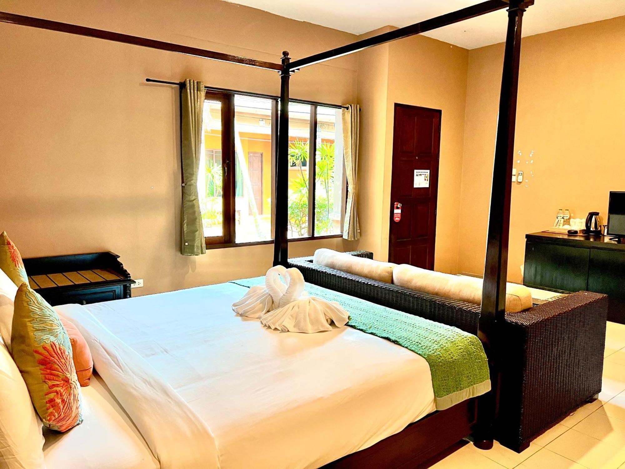 Phuket Siam Villas - Sha Plus Chalong Eksteriør billede