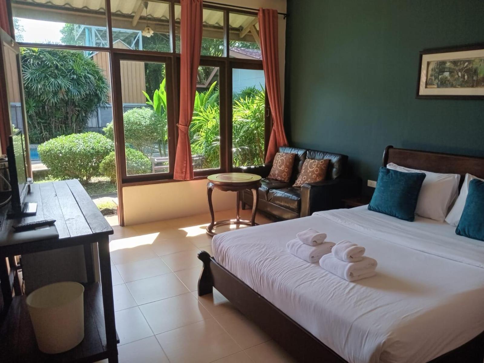 Phuket Siam Villas - Sha Plus Chalong Værelse billede